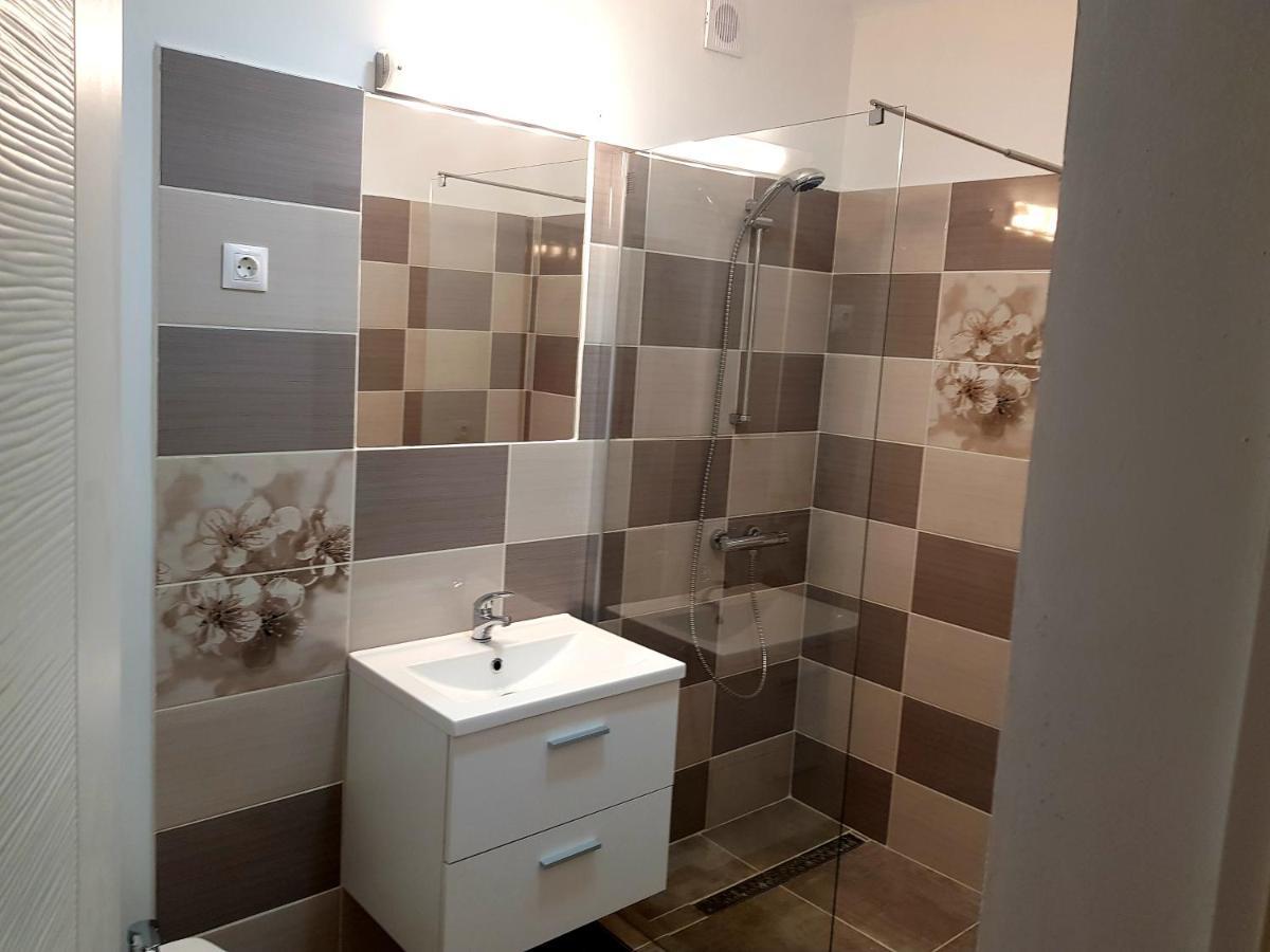 Twins Apartments 索瓦塔 外观 照片